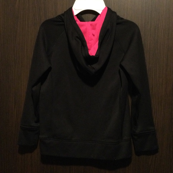 Girls Dark Pink and Black Puma Pull over hoodie - Picture 4 of 4